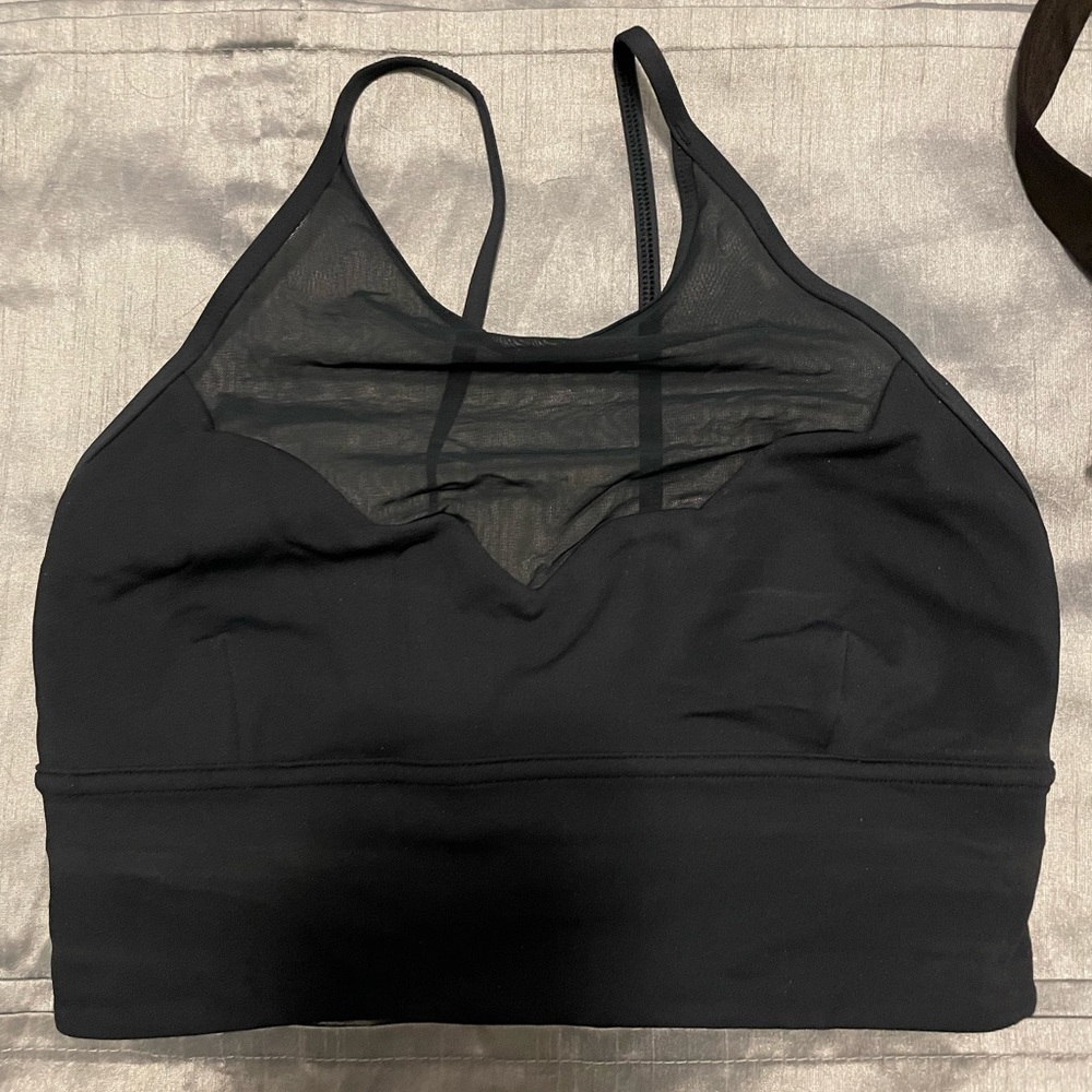 NEVER WORN - Lululemon Sports Bra
